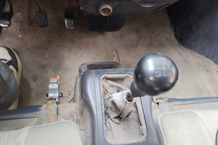 Used Wuling Rongguang 2011 1.2L Base Version