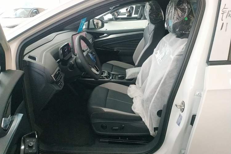 Used Volkswagen ID.4 CROZZ 2026 Model Pure Enjoyment Edition PURE