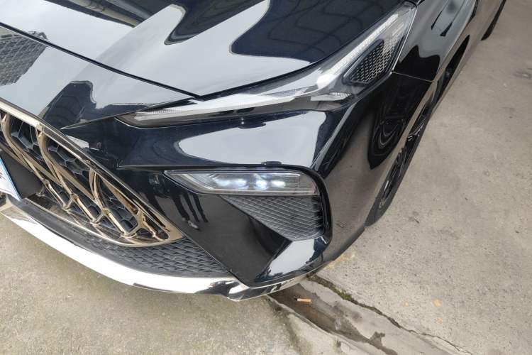 Used MG 5 Scorpio 2022 1.5T Trophy Sport Luxurious Edition
