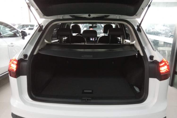 Used Volkswagen Tayron 2019 330TSI Two-Wheel Drive Luxury Model China VI Standard Trunk