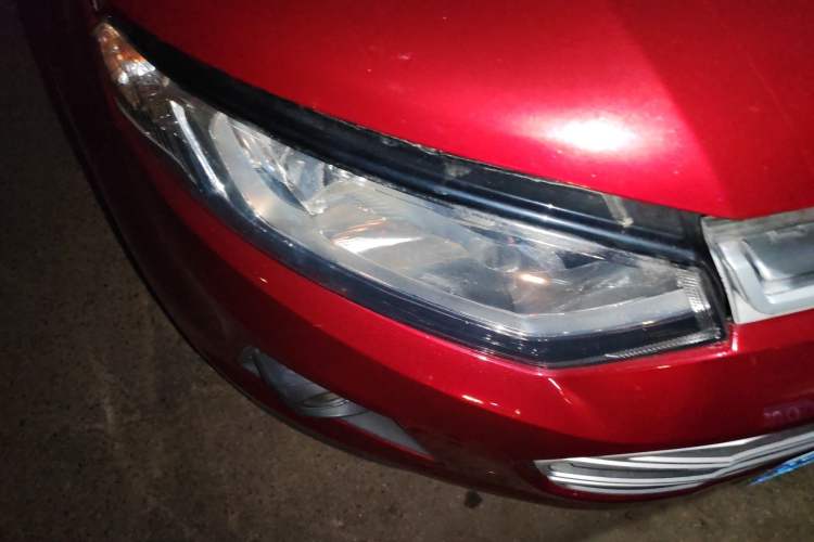 Used Ford EcoSport 2013 1.5L Automatic Fashion Model