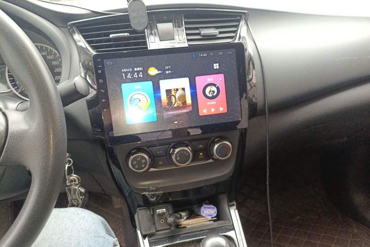 Used Nissan Sylphy 2016 1.6 XL Manual Luxury Edition Audio And AC Panel