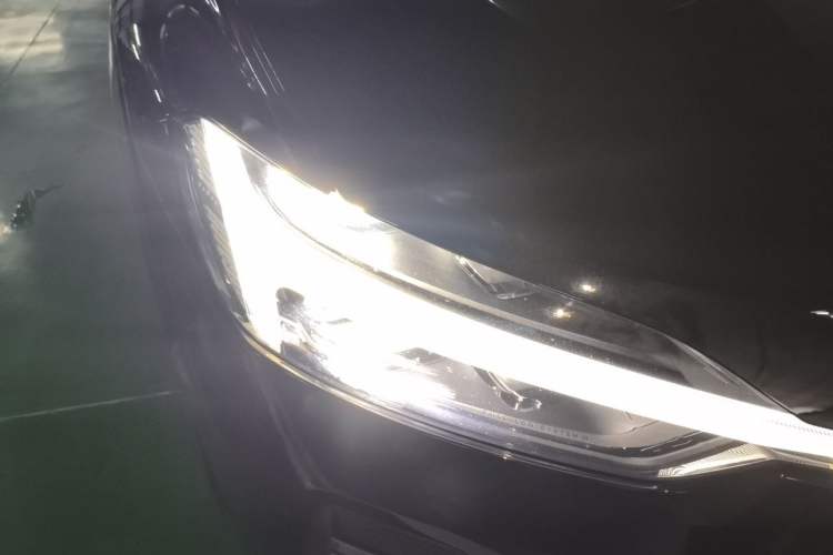 Used Volvo XC60 2023 B5 4x4 Smart Luxury Edition