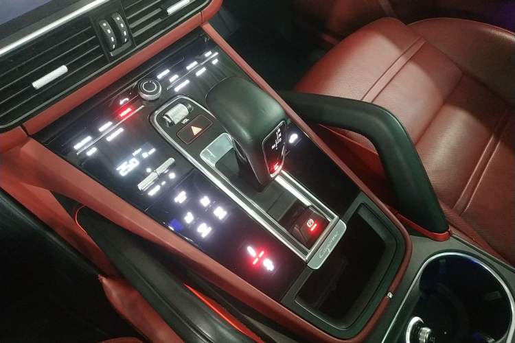 Used Porsche Cayenne 2019 Cayenne Coupé 3.0T