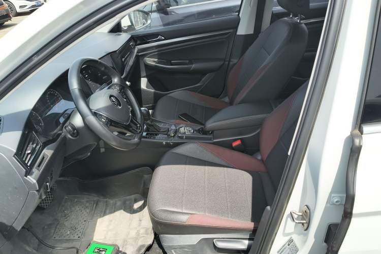 Used Volkswagen Bora 2021 1.5L Automatic Elite Smart Connect Edition Left Front Seat