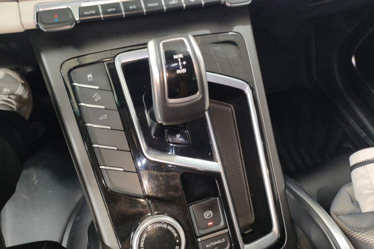 Used Geely Auto Emgrand X7 Sport 2022 Boyue X 1.8TD DCT ZhiZun Edition Gear Lever
