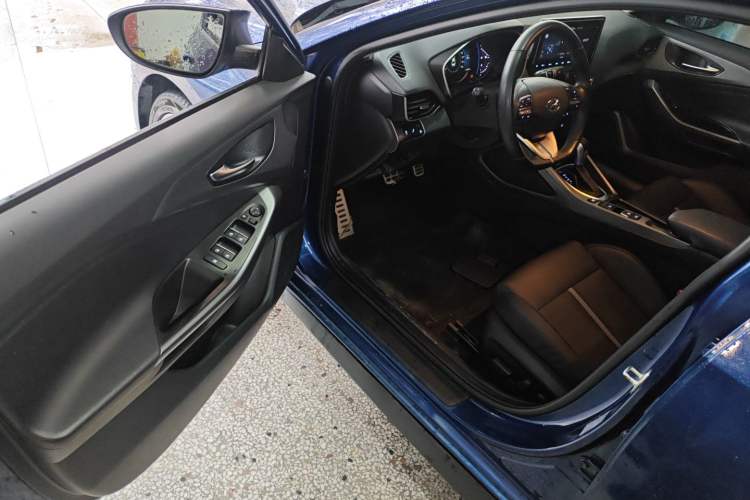 Used Hyundai Lafesta 2019 280TGDi Smart Speed Version China VI Standard Driver Seat