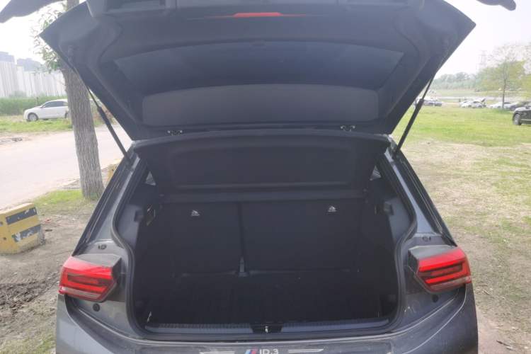 Used Volkswagen ID.3 2023 Upgraded Version Smart Intelligence Edition Trunk