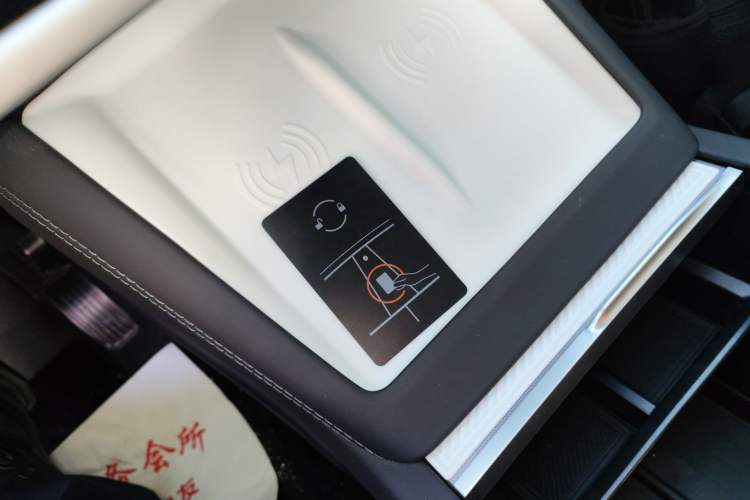 Used Tesla Model 3 2025 Rear-Wheel-Drive Version