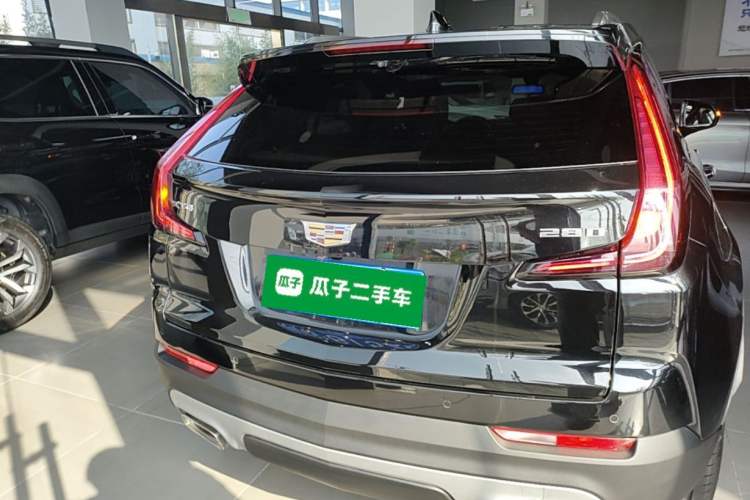 Used Cadillac XT4 2018 28T Two-Wheel-Drive Luxury Model