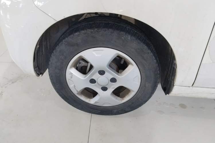 Used Roewe Clever 2021 302 km New Four-Seater Super-Efficient Version