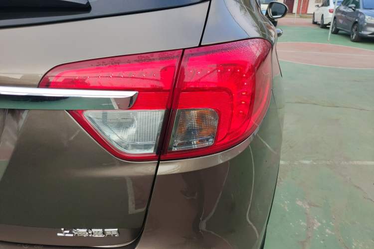 Used Buick Envision 2014 28T Four-Wheel Drive Elite Model