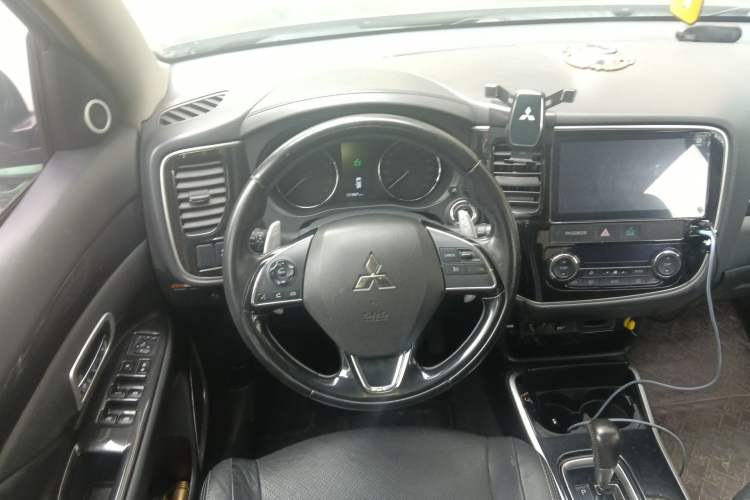 Used Mitsubishi Outlander 2016 2.4L 4x4 Elite Edition 5 Seats
