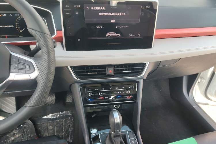 Used Volkswagen Tharu 2024 300TSI Two-Wheel-Drive Moon Luxury Edition
