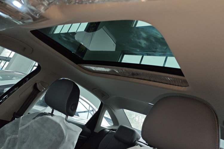 Used Volkswagen Lavida 2023 Revised Version 1.5L Automatic 5 Millionth Edition Headliner