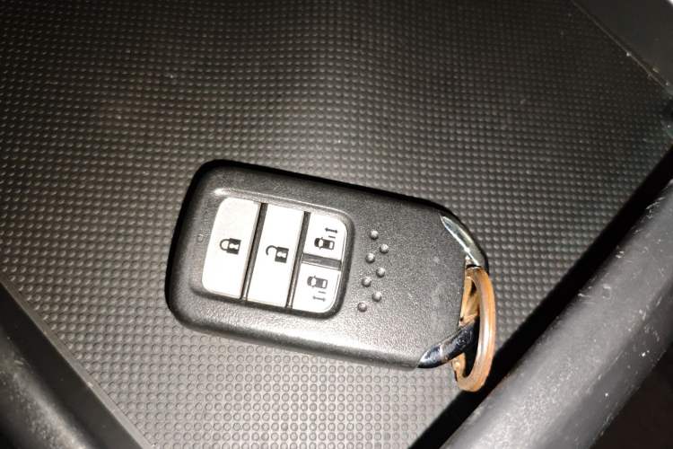 Used Honda Elysion 2016 2.4L Luxury Edition
