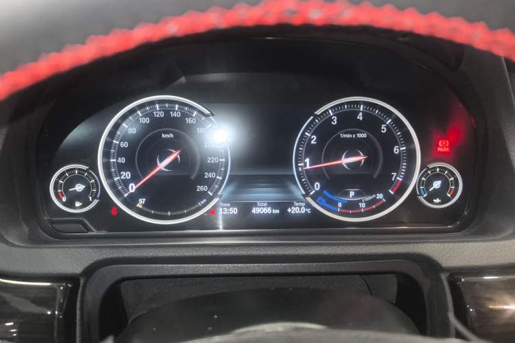 Used BMW 5 Series GT 2017 528i Leading Model Instrument Cluster