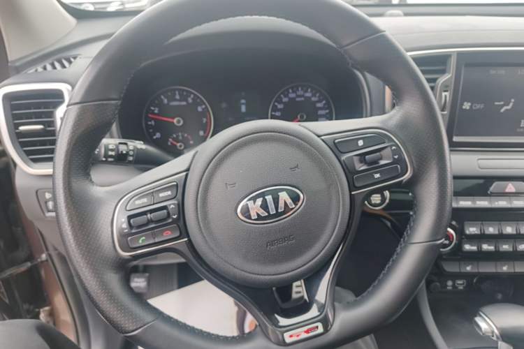 Used Kia KX5 2016 1.6T Automatic Two-Wheel Drive DLX
