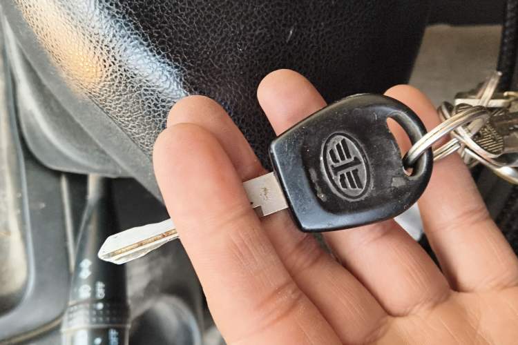 Used FAW Senya S80 2011 1.5L Manual 5-Seater Urban Elite Edition
