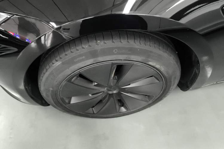 Used Tesla Model 3 2023 Rear-Wheel-Drive Version

