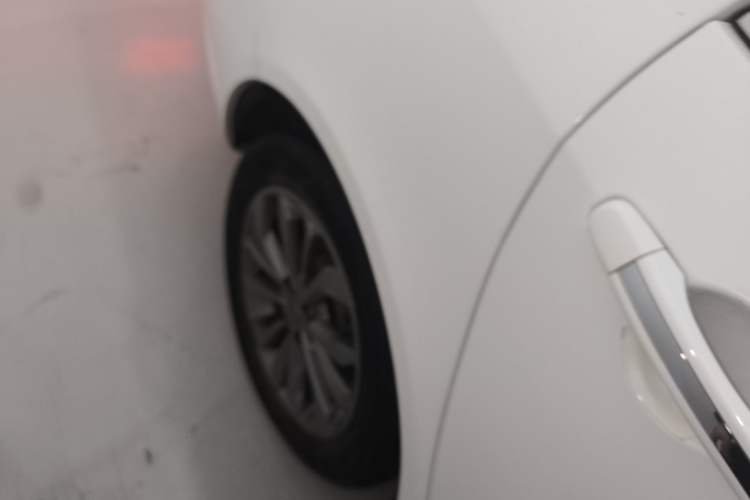 Used Geely Auto Vision 2017 1.5L Manual Happiness Edition Exterior 5