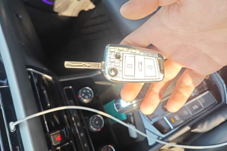 Used Volkswagen Lavida 2018 1.5L Automatic Comfort Edition China V Standard Vehicle Key