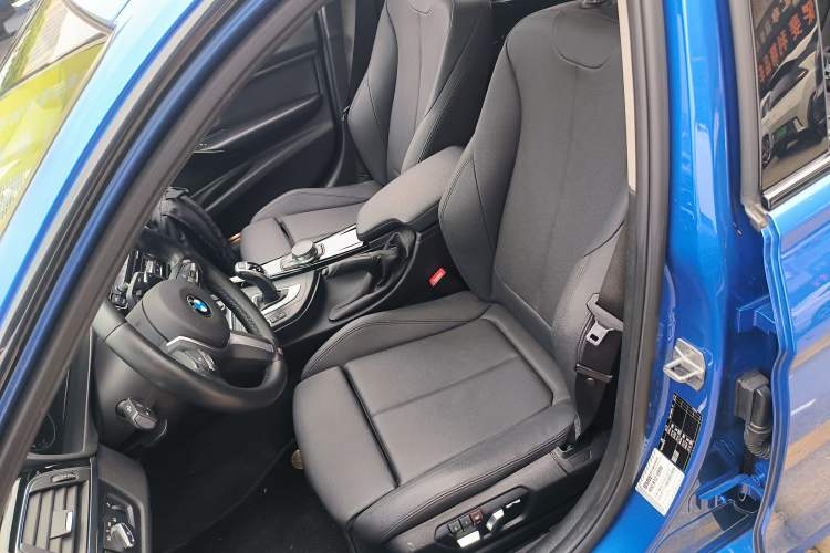 Used BMW 3 Series 2018 320Li Leading Model M Sport Package Left Front Seat