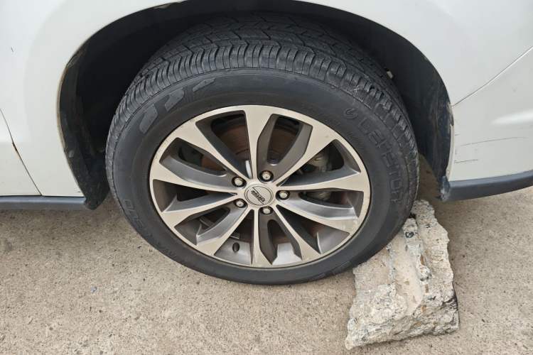 Used Jinbei S70 2017 1.5T Excellence Edition 5 Seats
