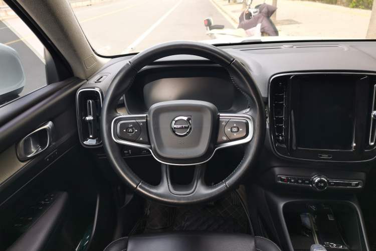 Used Volvo XC40 2020 T4 Four-Wheel Drive Smart Luxury Edition