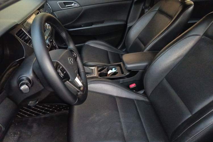 Used Hyundai Mistra 2014 1.8L Automatic Smart GLS Left Front Seat