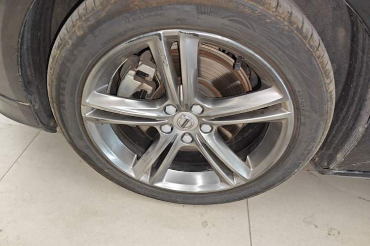 Used Volvo S90 2018 T4 Zhiyuan Edition
