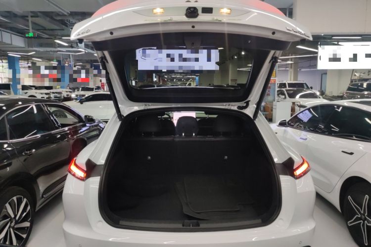 Used ONVO L60 2024 60 kWh Rear-Drive Version
