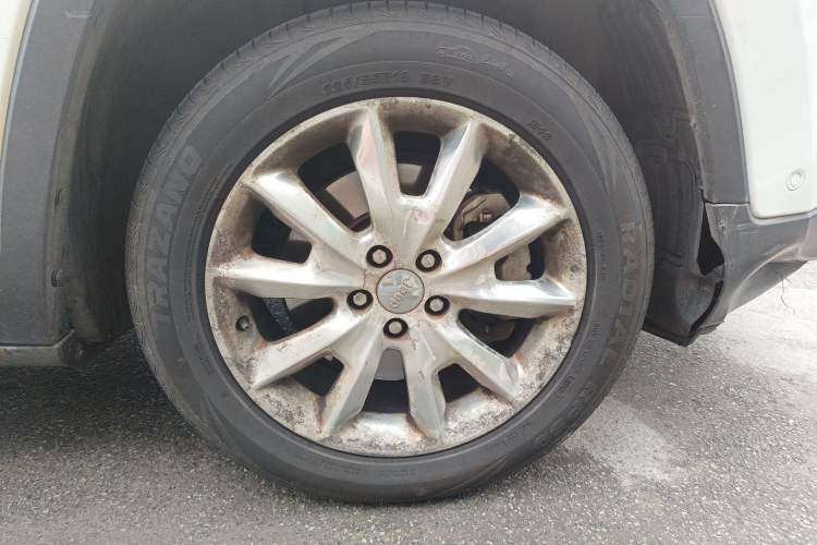 Used Jeep Cherokee 2014 2.4L Luxury Edition