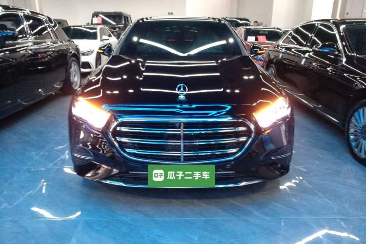 Used Mercedes-Benz E-Class 2025 Facelift E 300 L Luxury Edition
