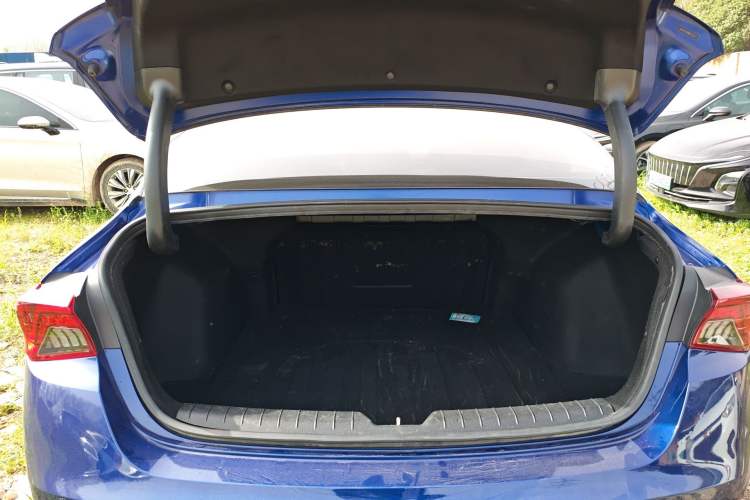 Used Kia K5 2020 270T CVVD Luxury Tech Edition Trunk