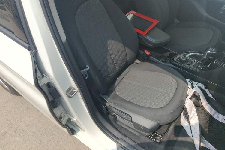 Used BMW 2 Series Active Tourer 2015 218i Leading Model Right Front Seat