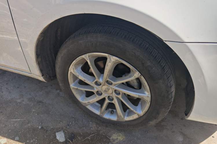 Used Geely Auto Emgrand 2021 UP 1.5L CVT Luxury Model Right Front Wheel Hub