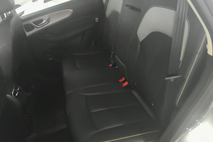 Used Roewe RX5 2020 PLUS 300TGI Automatic Ali National Trend Flagship Edition
