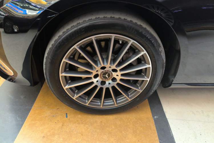 Used Mercedes-Benz E-Class 2022 Updated E 260 L
