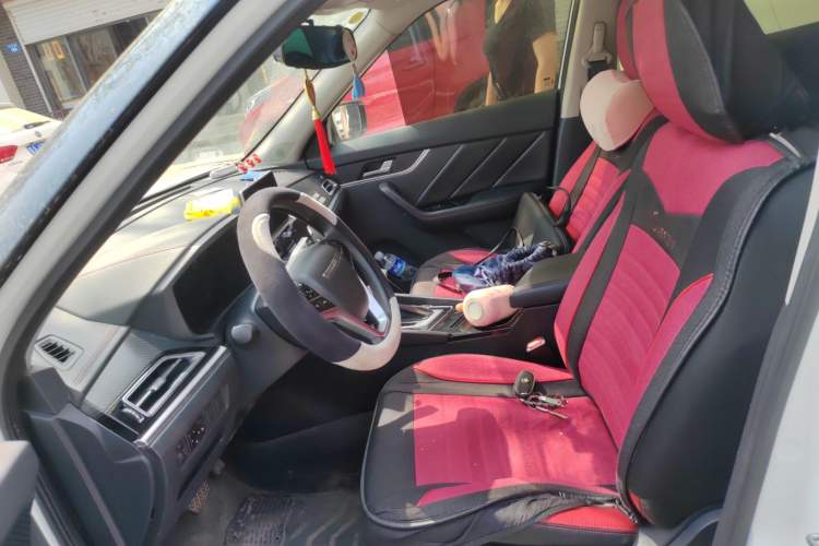 Used Venucia T60 2020 1.6L CVT Smart Drive Version China VI Standard
