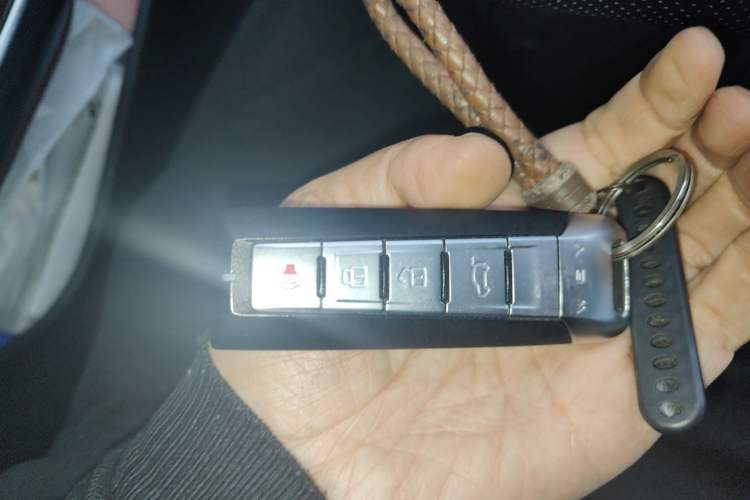 Used Wey VV7 2019 Upgraded Model 2.0T Flagship Version China VI