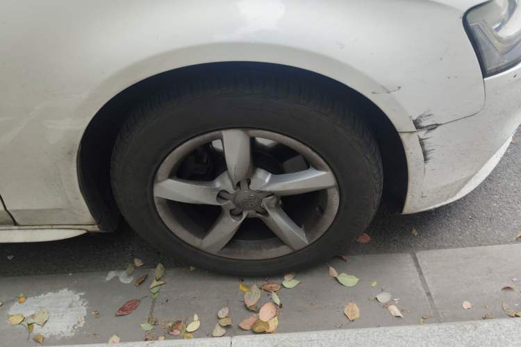 Used Audi A4L 2013 35 TFSI Automatic Standard Model
