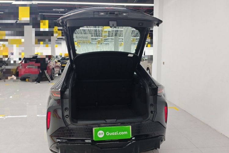 Used Volkswagen ID.UNYX 2024 Pro Long-Range Version Trunk