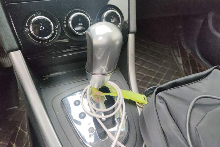 Used Peugeot 408 2013 2.0L Automatic Comfort Edition