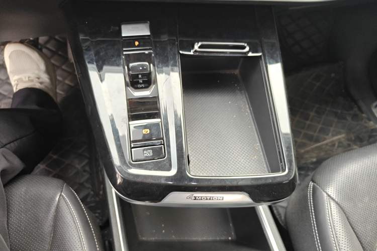 Used Volkswagen Talagon 2023 Facelift 380TSI All-Wheel-Drive Luxury Jiajing Pro 6-Seater Gear Lever