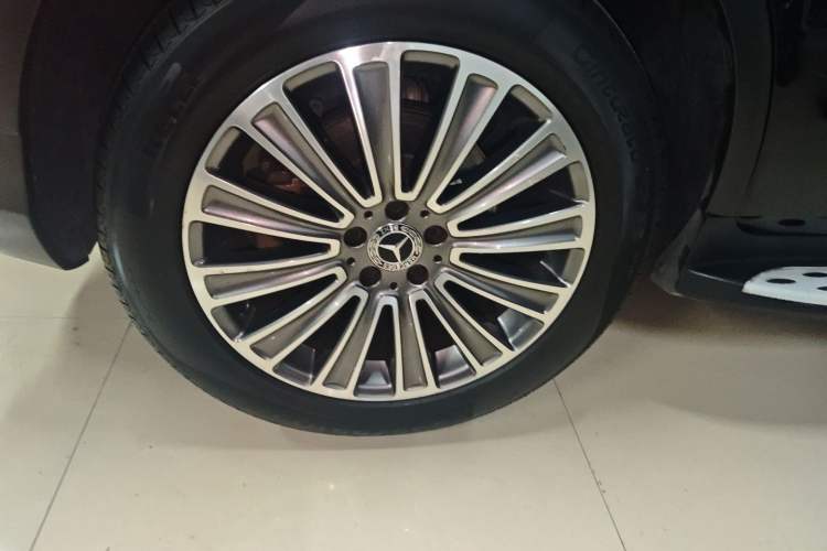 Used Mercedes-Benz GLC 2017 GLC 200 4MATIC Right Rear Wheel Hub