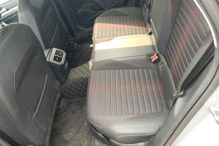 Used Volkswagen Lavida 2023 300TSI DSG Starry Full-Comfort Edition Left Rear Seat