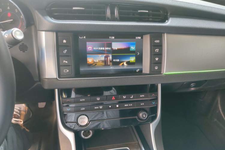 Used Jaguar XFL 2017 XFL 2.0T 200PS Windflower Edition Audio And AC Panel