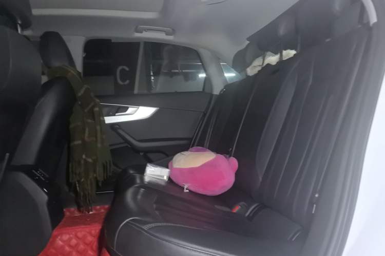 Used Audi A4L 2018 30th Anniversary Edition 40 TFSI Fashion Model