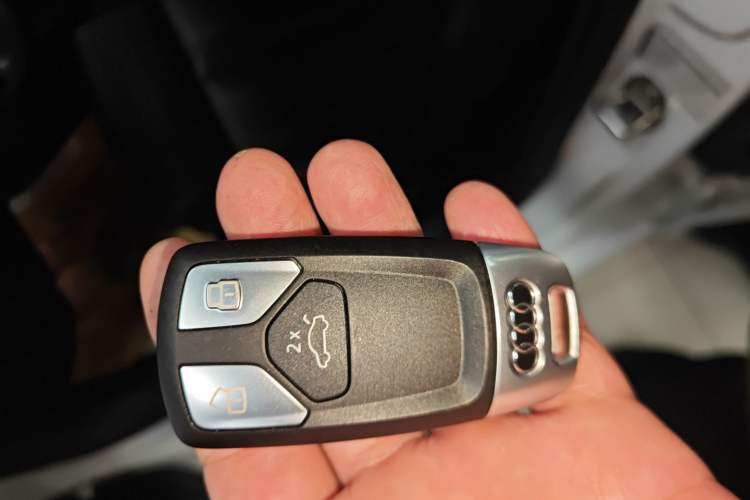 Used Audi A4L 2020 40 TFSI Luxury Dynamic Model
